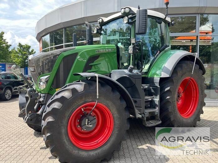 Fendt 828 VARIO S4 Traktori