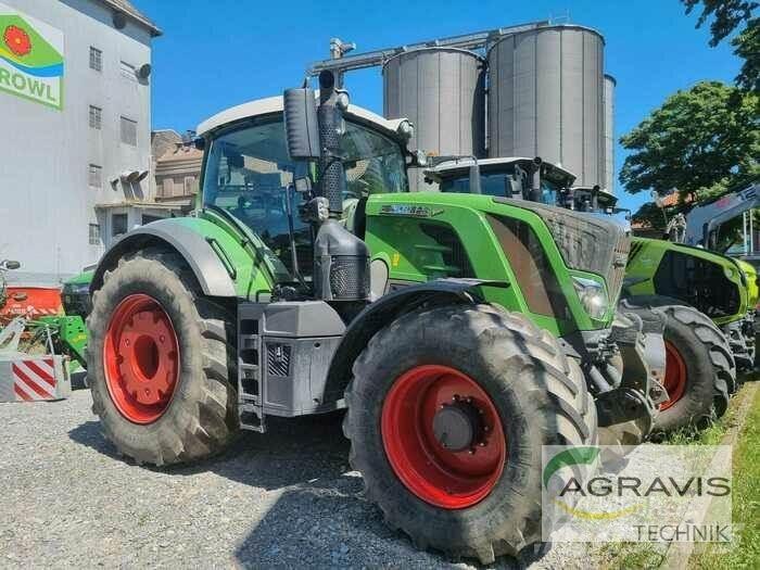 Fendt 828 VARIO S4 Traktori