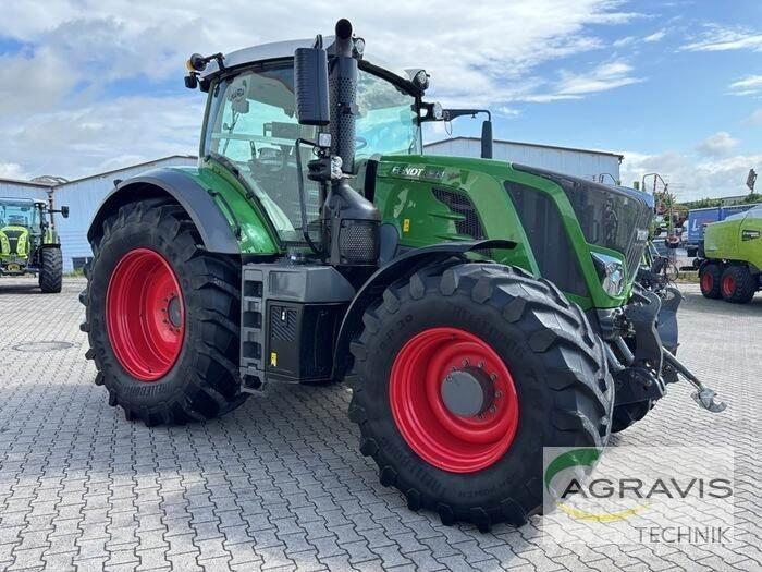 Fendt 828 VARIO S4 Traktori