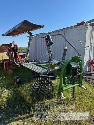 Fendt FORMER 426 DN Okretači i sakupljači sena