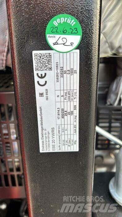  GEBRAUCHTES KLEINGERÄT Cepači za drva, drobilice za drvo i strugači