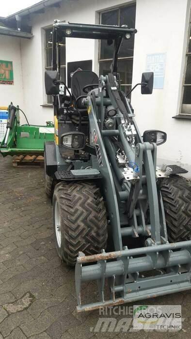 GiANT G2200E-3 Utovarivači na točkove