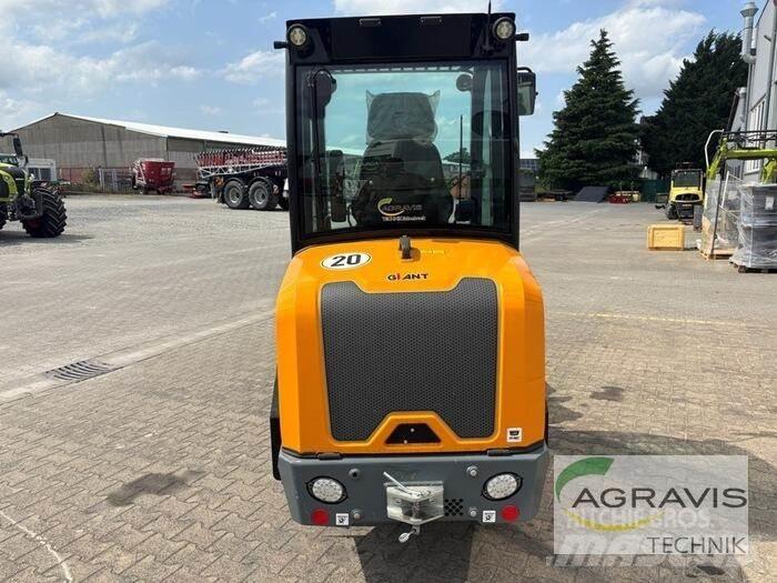 GiANT G2700 E Utovarivači na točkove