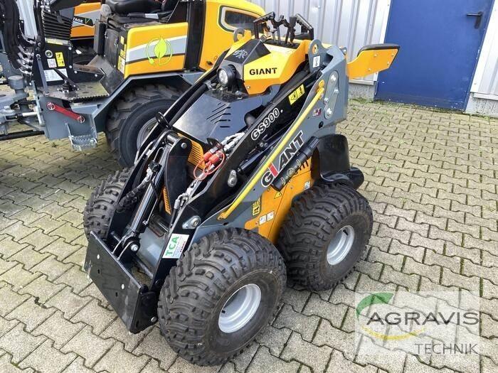 GiANT GS900 Utovarivači na točkove