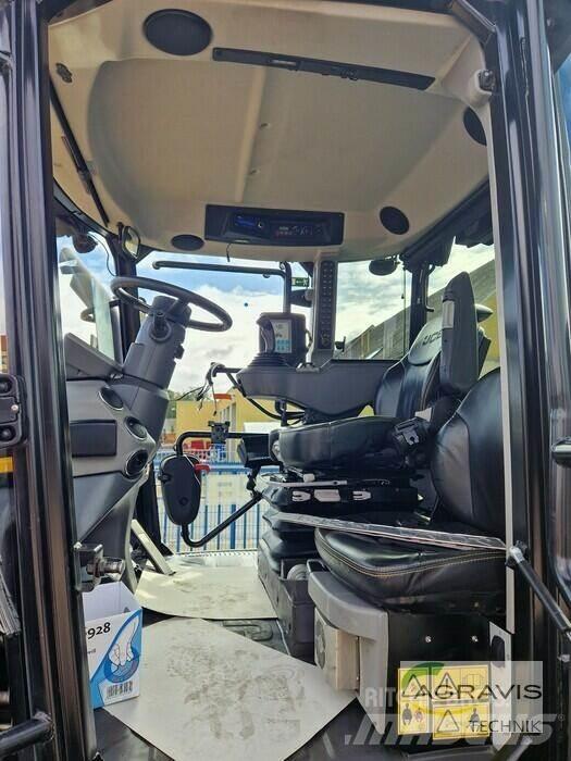 JCB FASTRAC 4220 Traktori
