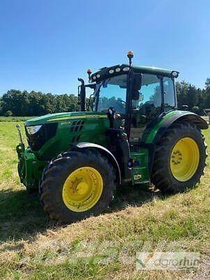 John Deere 6130R Traktori