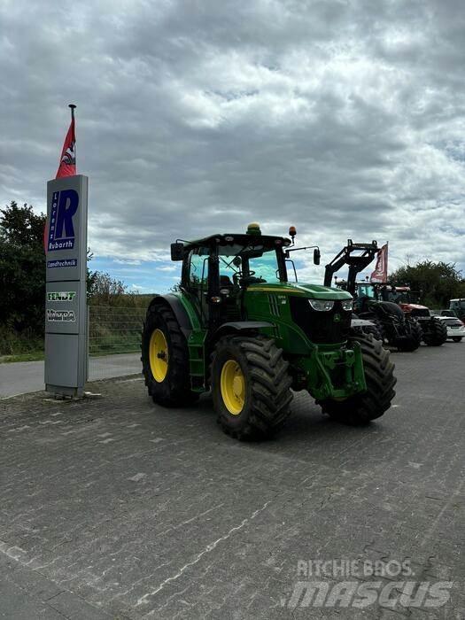 John Deere 6210 R Traktori