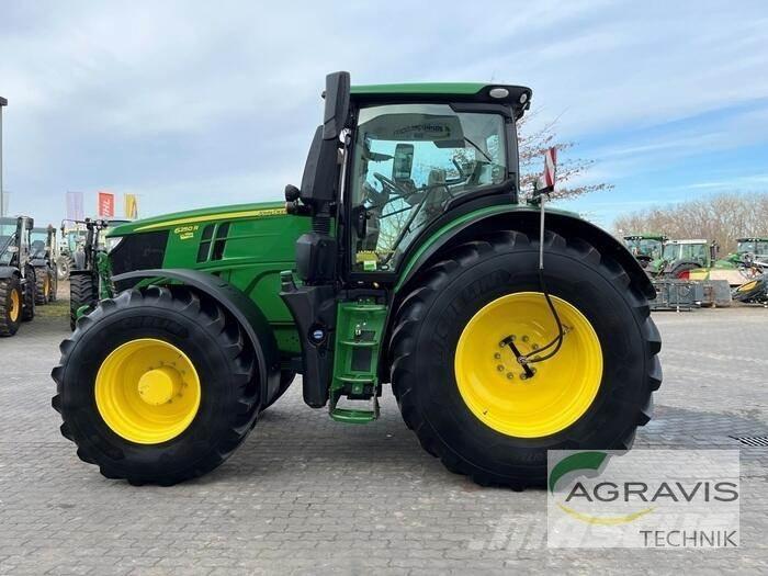 John Deere 6250 R Traktori