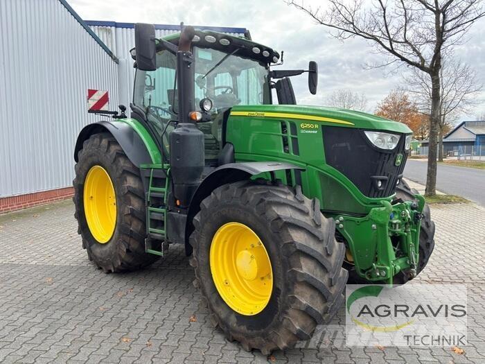 John Deere 6250 R Traktori