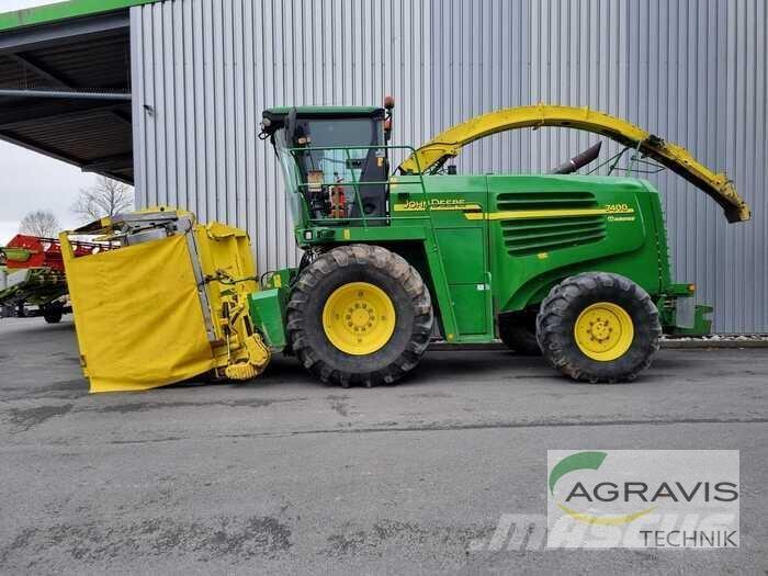 John Deere 7400 Mašine za stočnu hranu sa sopstvenim pogonom