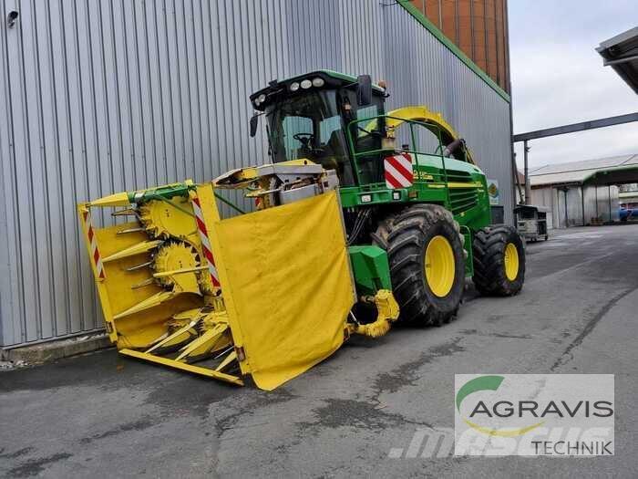 John Deere 7400 Mašine za stočnu hranu sa sopstvenim pogonom