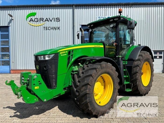 John Deere 8320 R Traktori