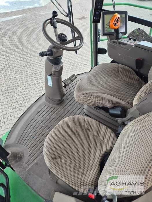 John Deere 8600 I Mašine za stočnu hranu sa sopstvenim pogonom