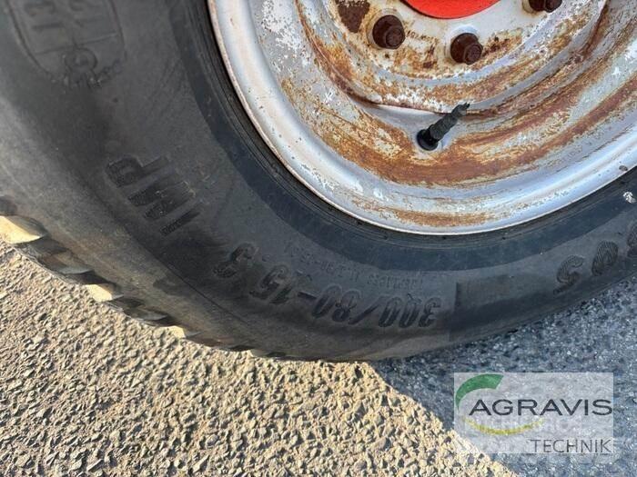 Kuhn GA 8521 Okretači i sakupljači sena