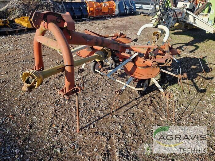 Kuhn GF 452 M Okretači i sakupljači sena