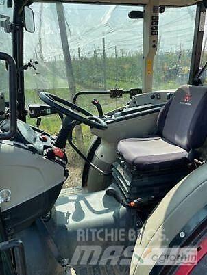 Massey Ferguson 3710 F Traktori