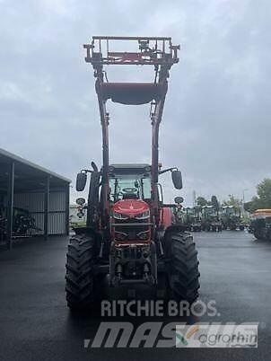 Massey Ferguson 6715S Traktori