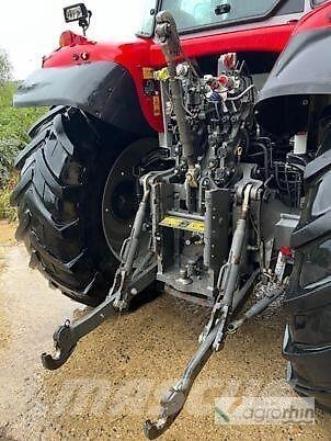 Massey Ferguson 6S155 Traktori