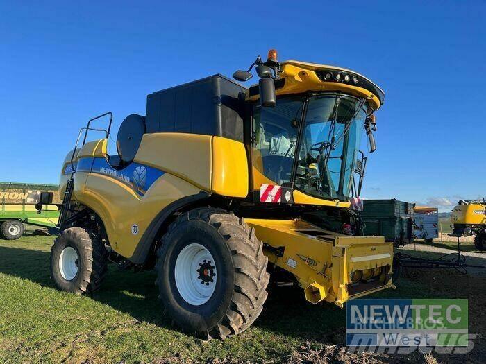 New Holland CX 6.90 Kombajni