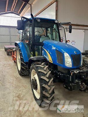 New Holland T5040 Traktori