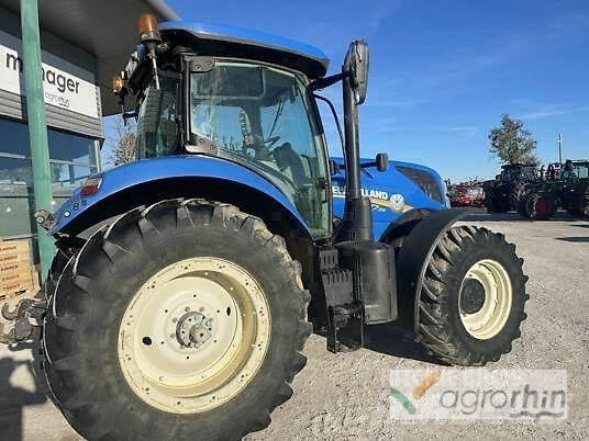 New Holland T7.210 Traktori