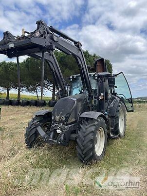 Valtra N134 ACTIVE Traktori