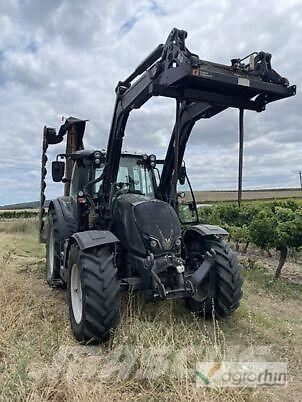 Valtra N134 ACTIVE Traktori