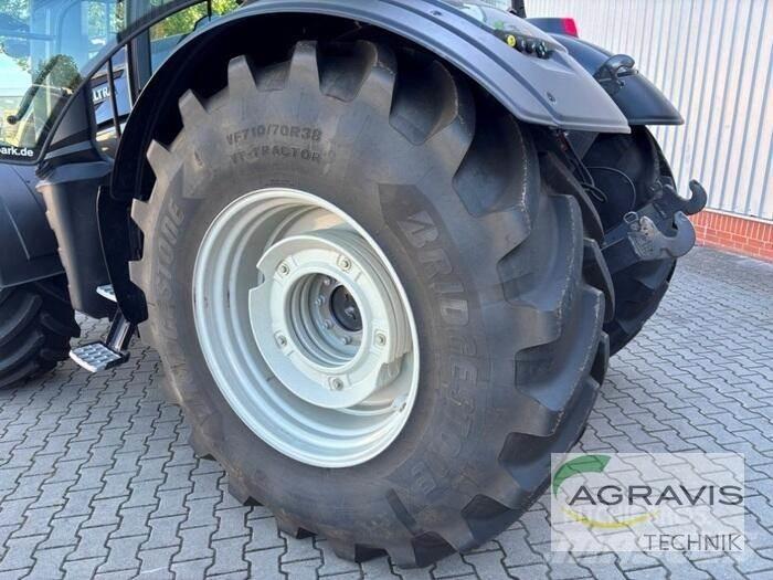 Valtra T 235 D Traktori
