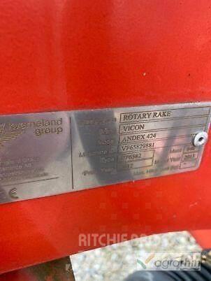 Vicon ANDEX 424 Okretači i sakupljači sena