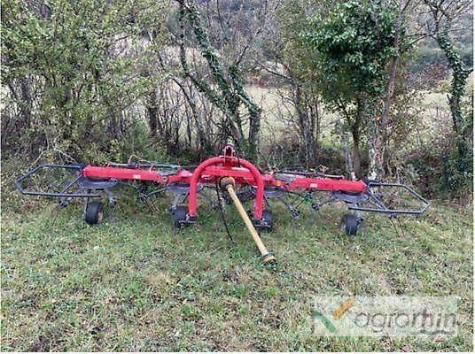 Vicon Fanex 463 Okretači i sakupljači sena