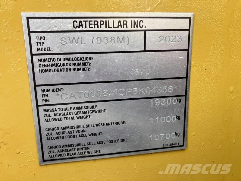 CAT 938M Utovarivači na točkove