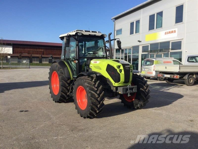 CLAAS AXOS 240 Traktori
