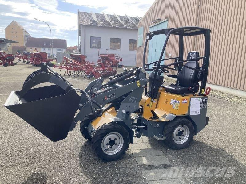 GiANT G 1200 Skid steer mini utovarivači