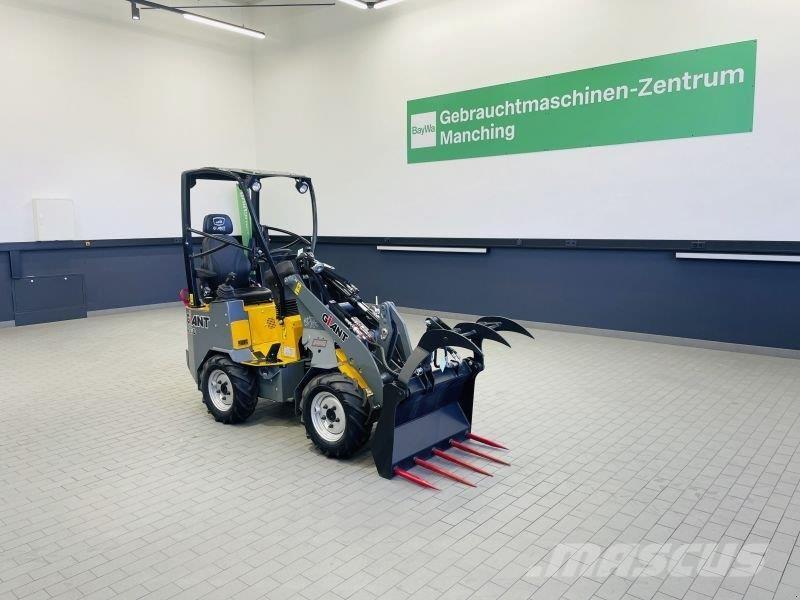 GiANT G1200 Skid steer mini utovarivači
