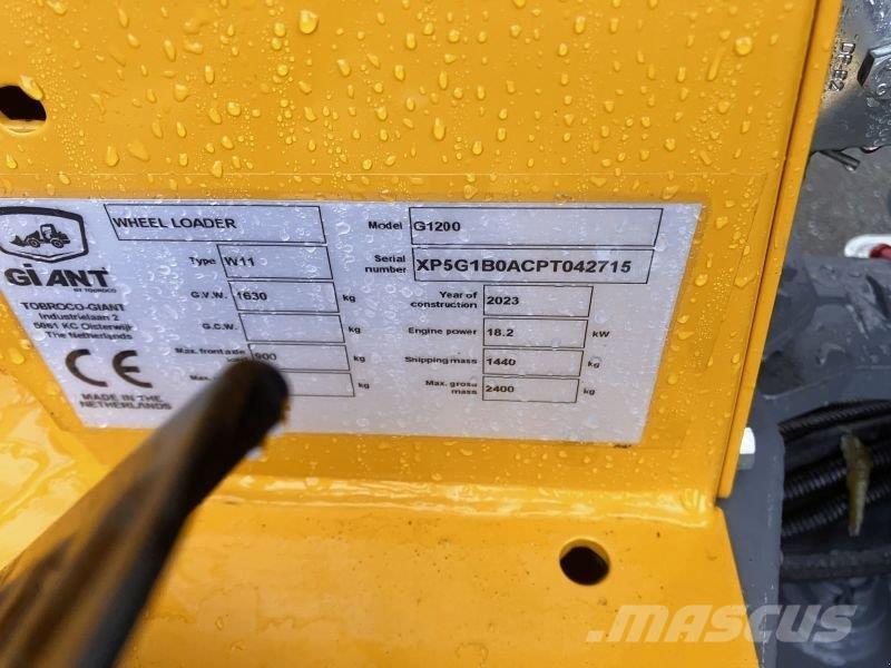 GiANT G1200 Skid steer mini utovarivači