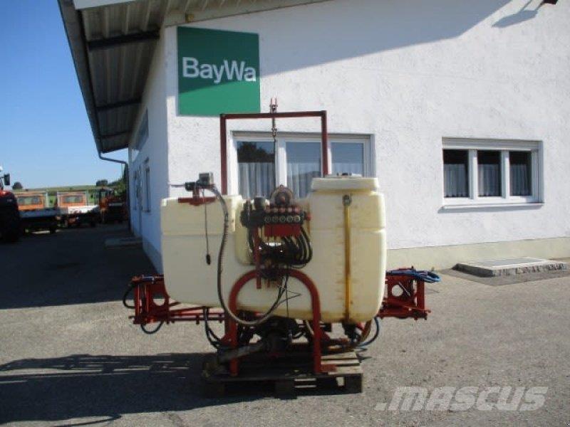  IS 600 #995 Rasturači đubriva