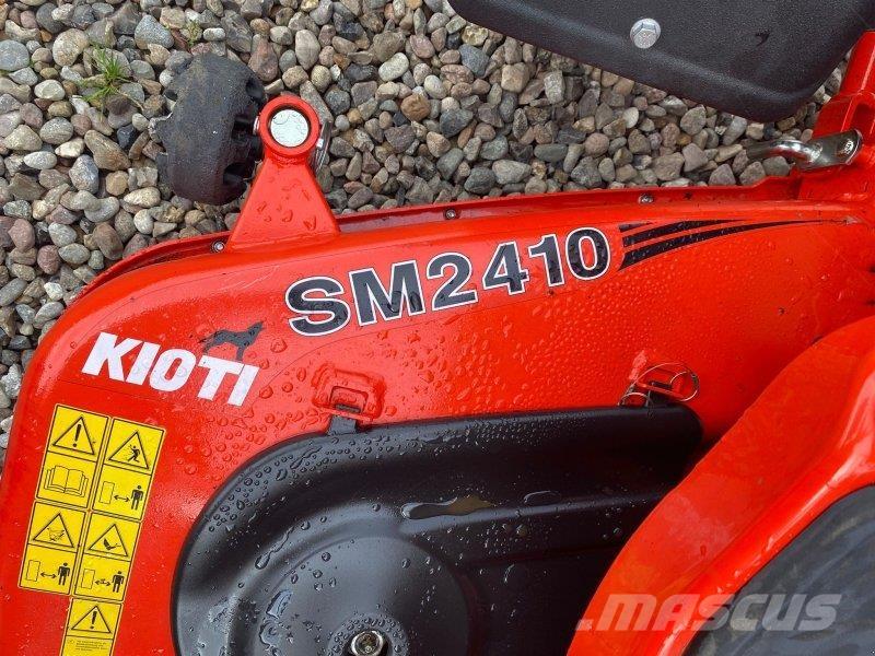 Kioti CS2520H Manji traktori