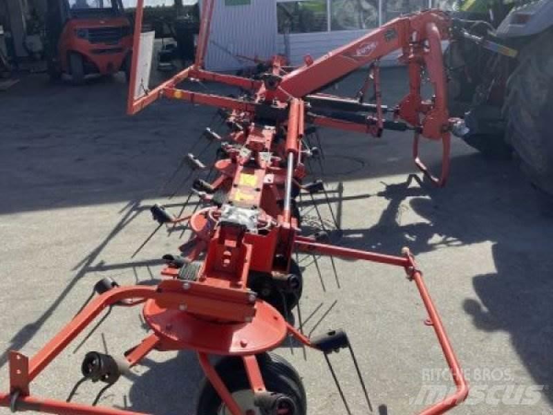 Kuhn GF 7702 Okretači i sakupljači sena