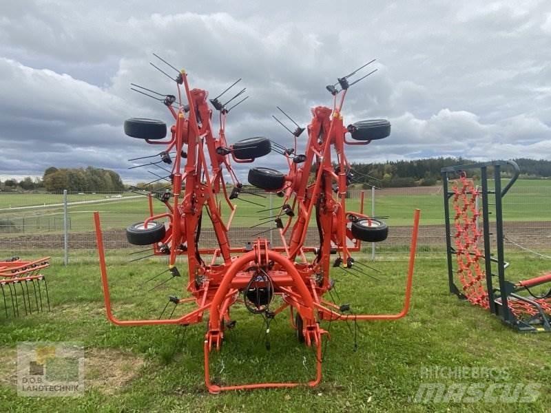 Kuhn GF 8700 Okretači i sakupljači sena