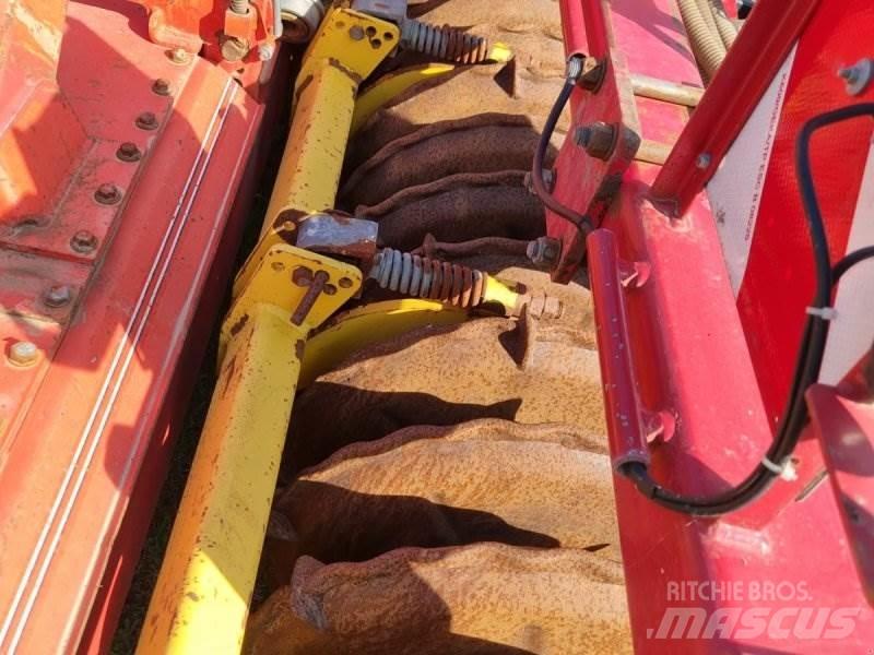 Kuhn HR 4003 Tanjirače