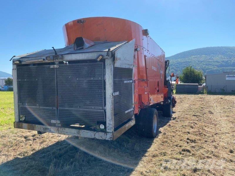 Kuhn SPW 25 Mešaona stočne hrane
