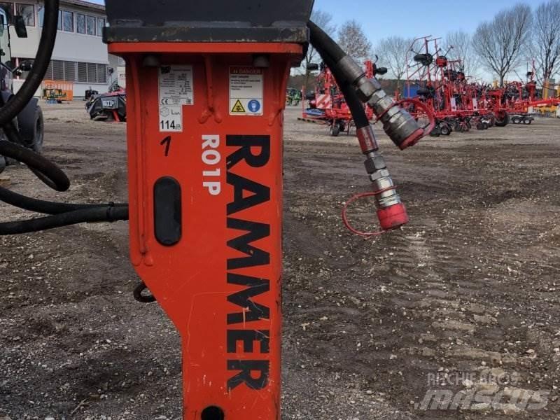 Rammer R01P Čekići