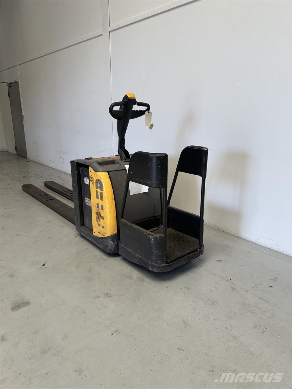 Atlet PLP/200 Nisko podizni električni viljuškar
