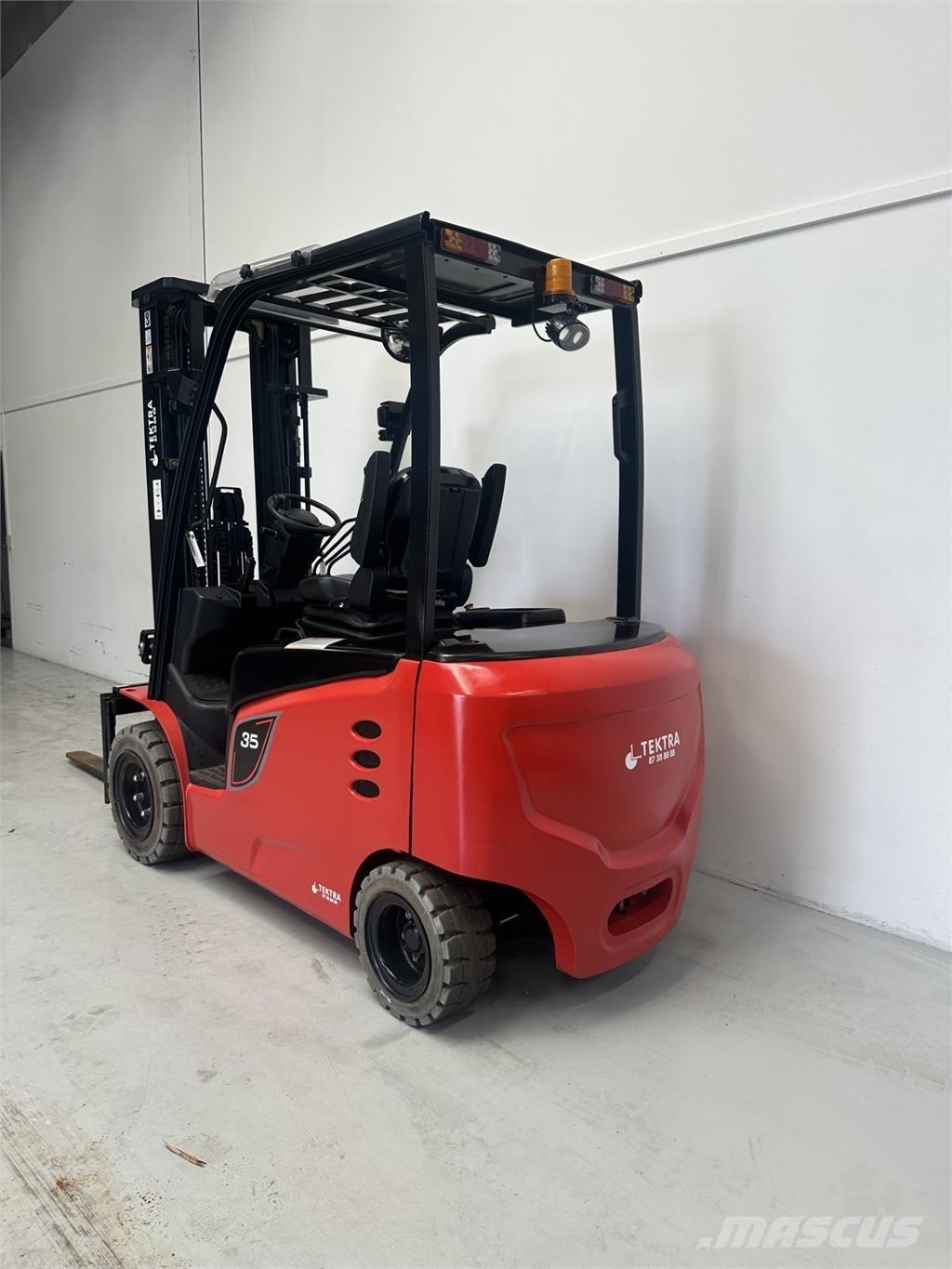 Tektra CPD35-XC4 Električni viljuškari