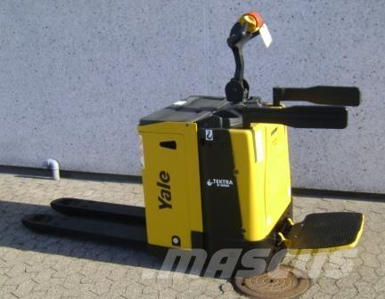 Yale MP20X - 500 AH Nisko podizni električni viljuškar sa stajalištom
