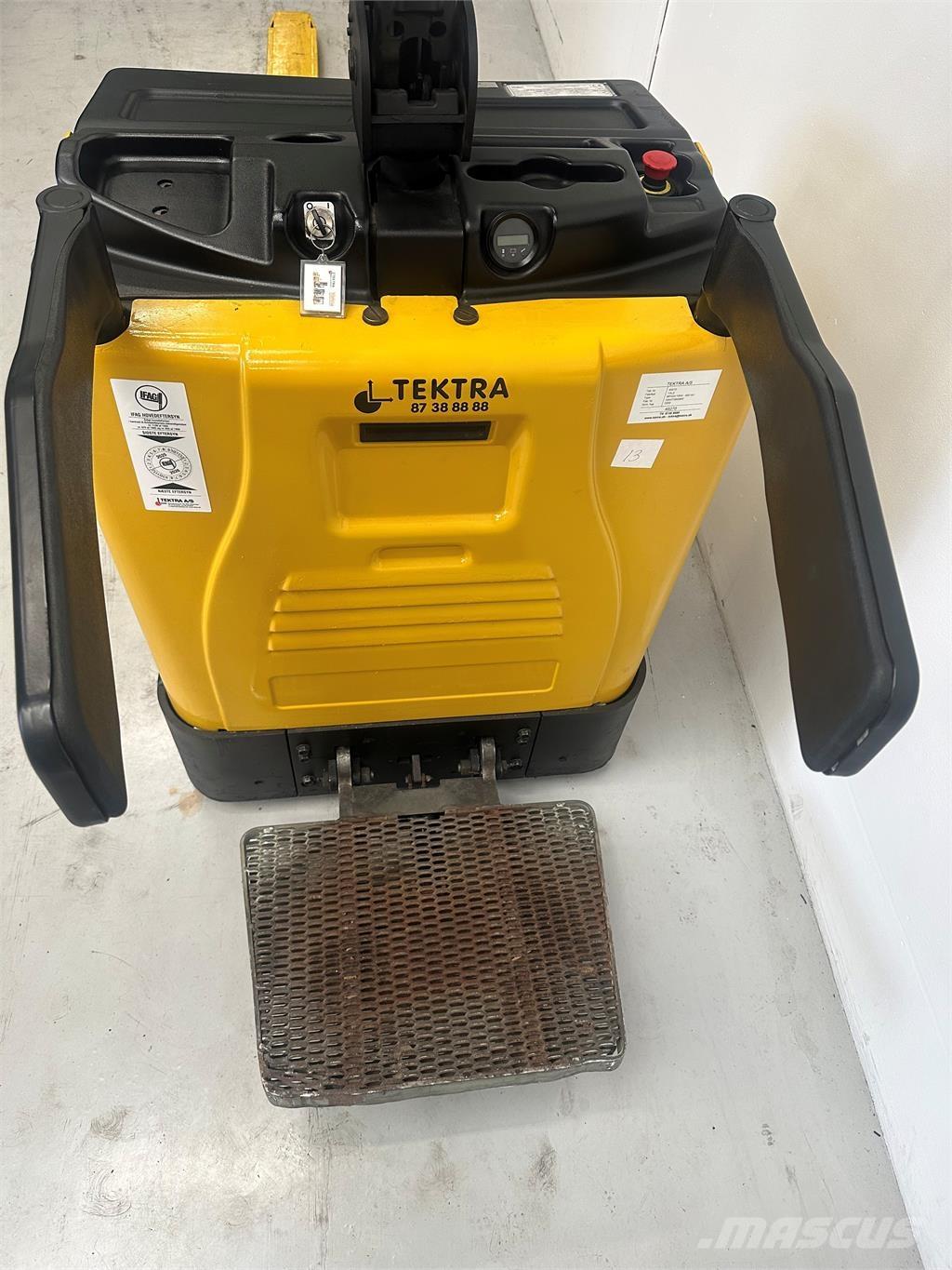 Yale MP20X FBW - 400 AH Nisko podizni električni viljuškar sa stajalištom