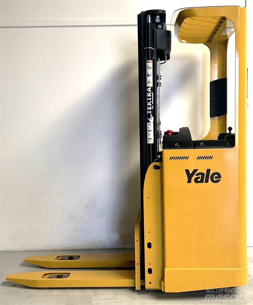 Yale SMS15S Samopogonski ručni viljuškari