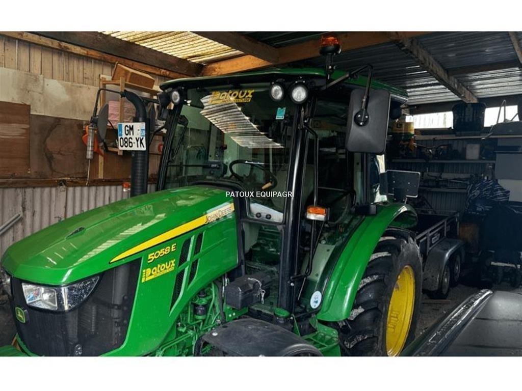 John Deere 5058E Traktori