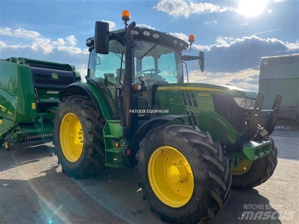 John Deere 6130R Traktori