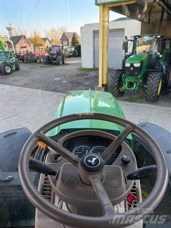 John Deere 6155R Traktori